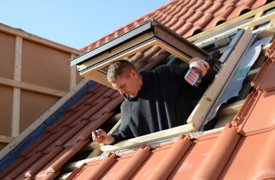 Pose de fenêtres de toit Velux à Gabrias